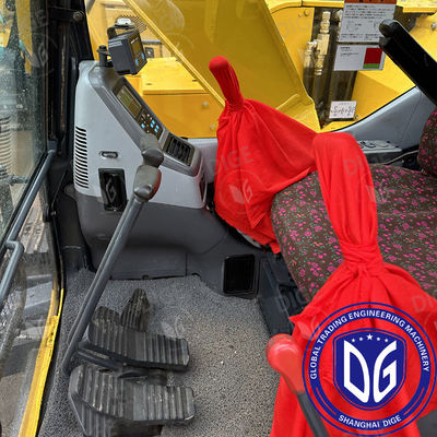 Niewiele używany użyty grabarz PC128US z wydajnymi możliwościami obsługi materiałów