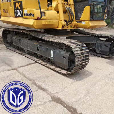 Wyposażony w urządzenie do kopania PC130 z zaawansowanymi systemami hydraulicznymi