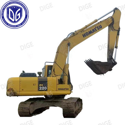 Koparka Komatsu PC220 doskonałe rozwiązanie dla długotrwałej pomocy technicznej