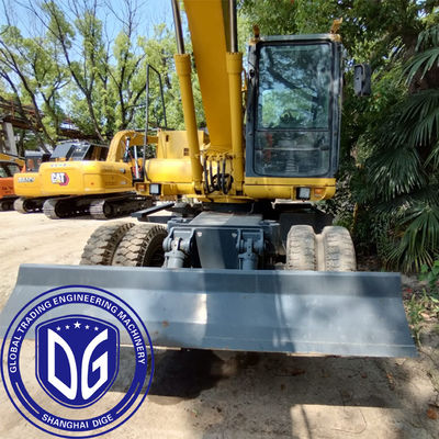 2018 Komatsu kołowe koparki 13600kg Do projektów budowlanych