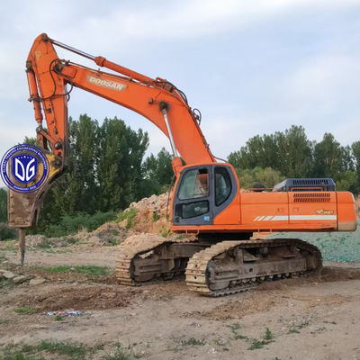 Dostosowalna grabiarka Doosan do specyficznych wymagań budowlanych