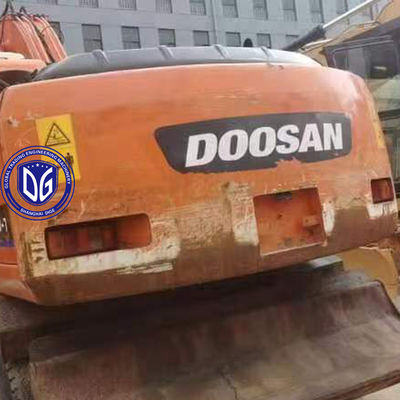 Doświadcz bezkonkurencyjnej wydajności z 20-tonową koparką Doosan i trwałym produktem budowlanym
