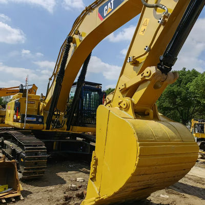 Sprzedaż używanej koparki CAT 349D