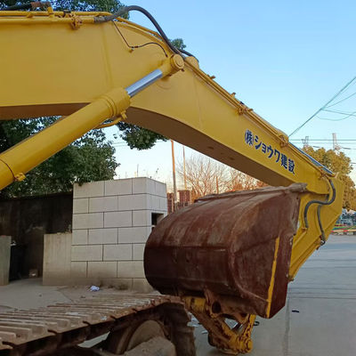 Doświadcz bezkonkurencyjnej wydajności i trwałości z koparką Komatsu PC 400
