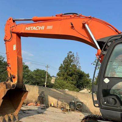 Maksymalny promień kopania 570 mm Używana koparka Hitachi wyprodukowana w 2017 r.