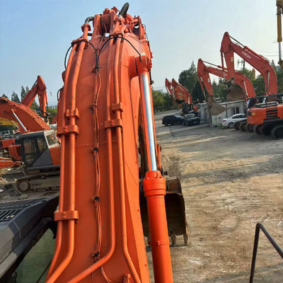 Maksymalny promień kopania 570 mm Używana koparka Hitachi wyprodukowana w 2017 r.